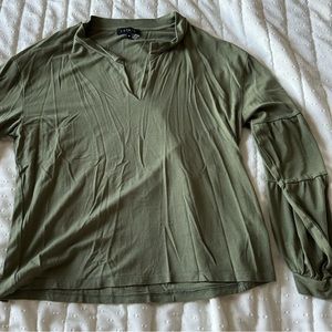 Women’s blouse 🌟